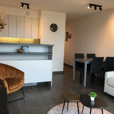 Apartamento Ribella West 2 *